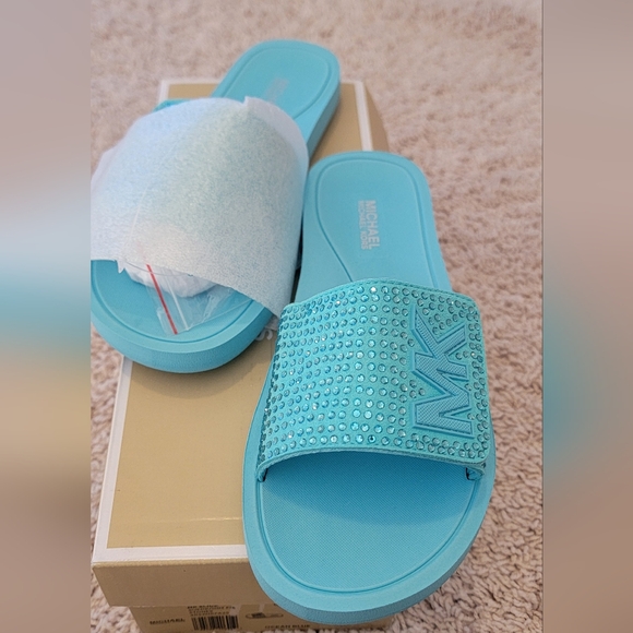 Michael Kors MK Slides - Picture 5 of 8